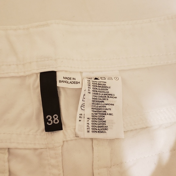 H&M  - White Jean Shorts - Picture 4 of 4